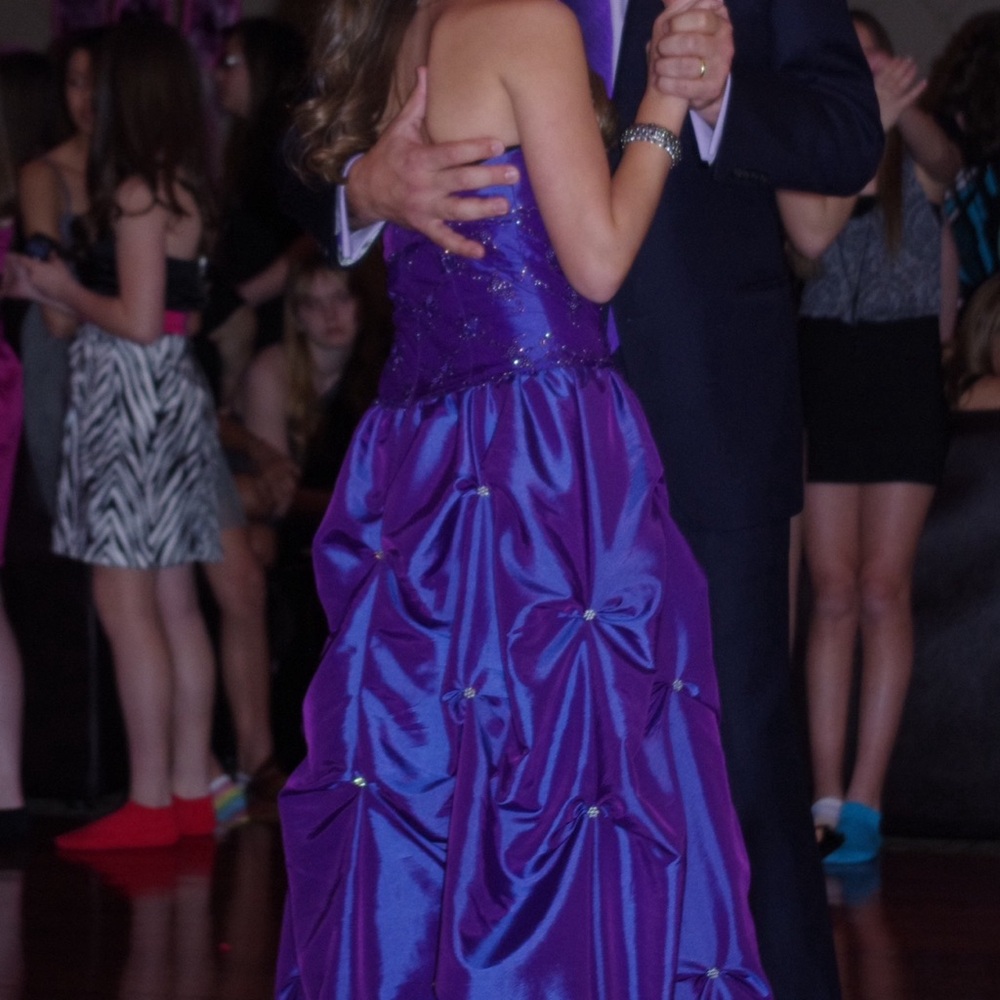 CW Designs Custom, Purple Girls Gown. - Picture 2 of 8